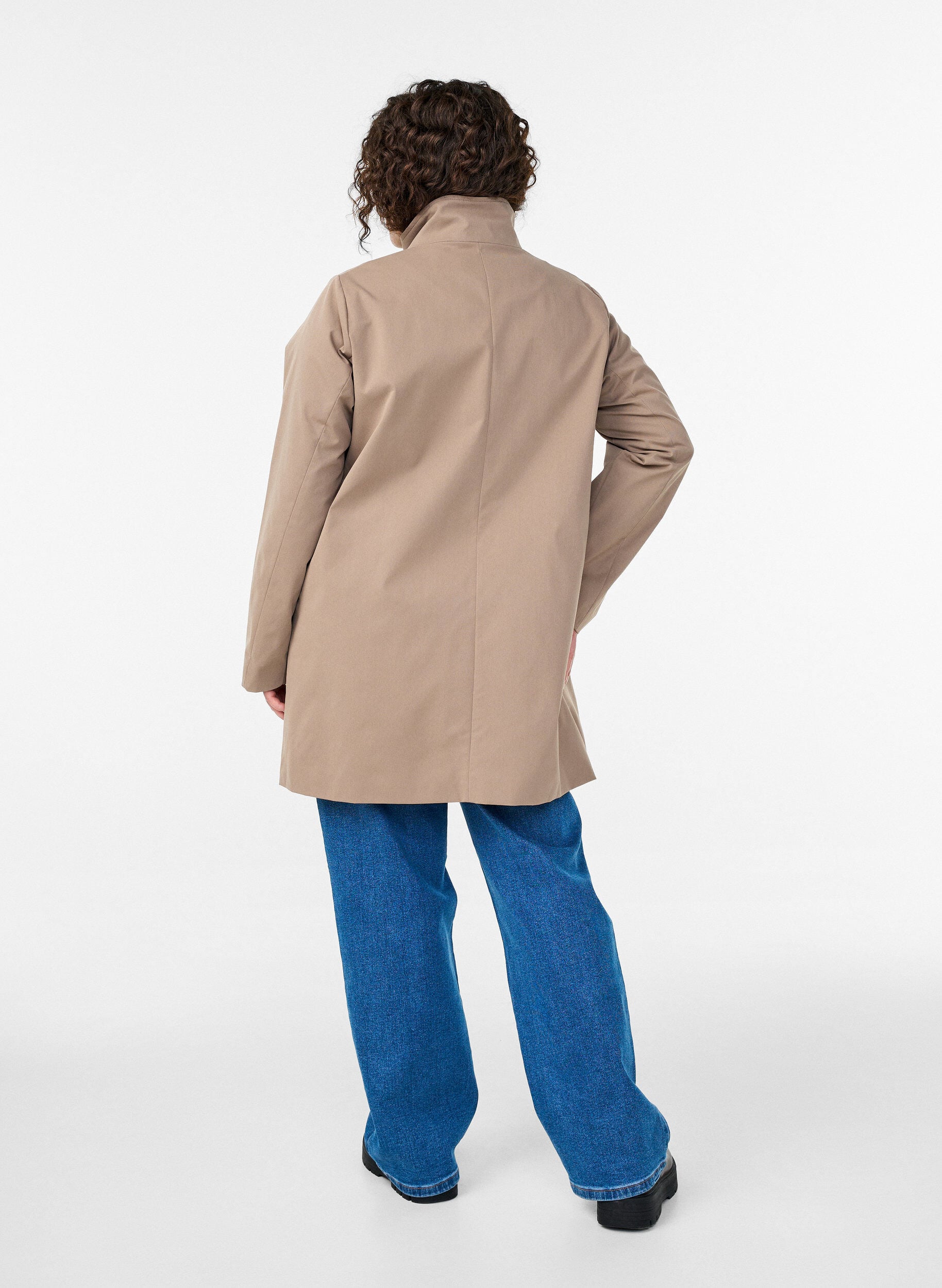 ZizziVandafvisende for&aring;rsjakke med a-snit, Gr&aring;, Model image number 2