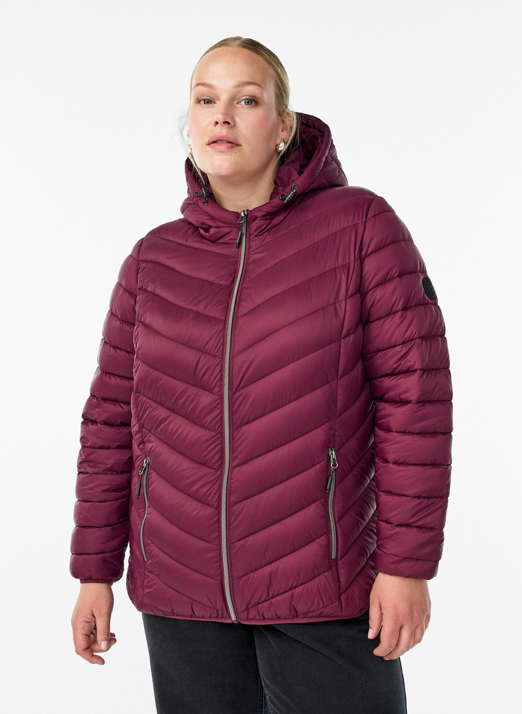 Letv&aelig;gts jakke med h&aelig;tte, M&oslash;rk Bordeaux, Model