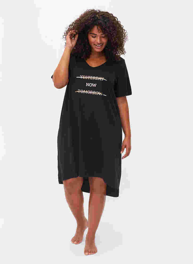 Bomulds natkjole med tryk , Black w. Gold Foil, Model image number 2