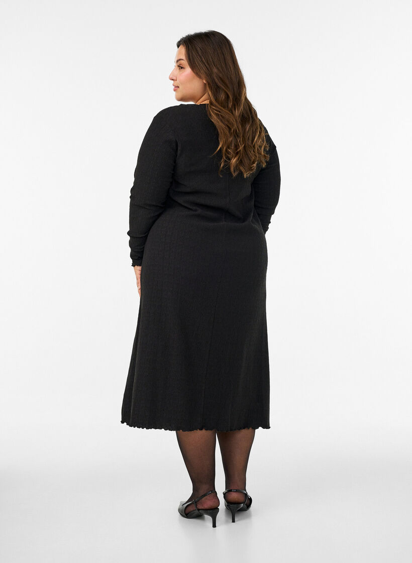 Midikjole med b&oslash;lget struktur og lange &aelig;rmer, Sort, Model image number 2