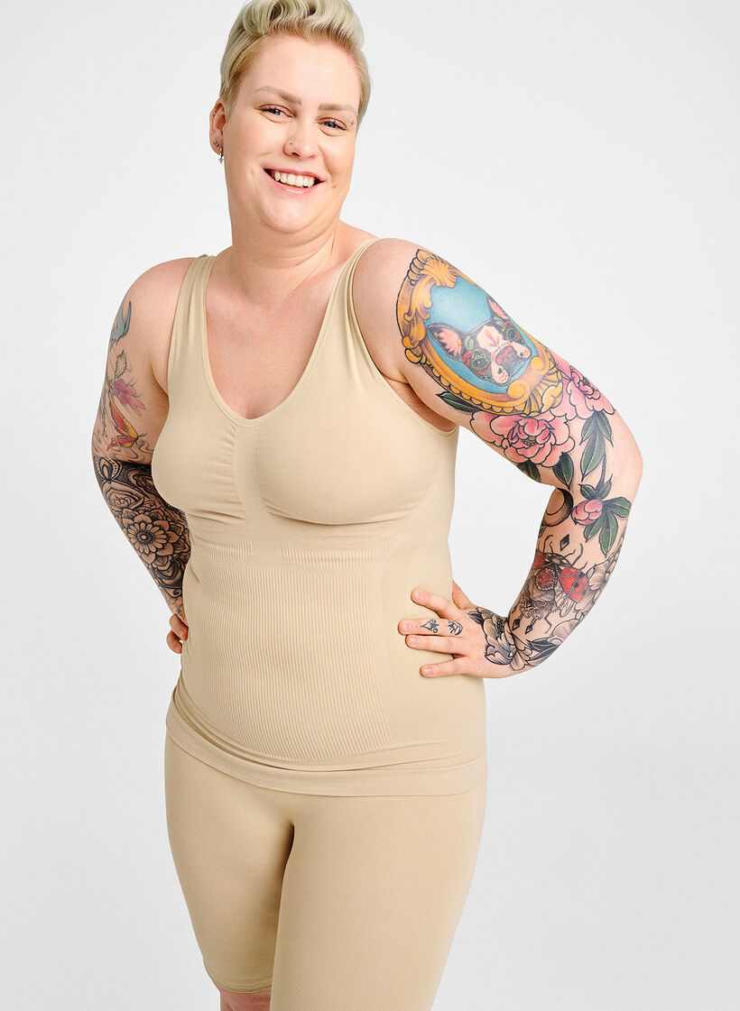 Shapewear top med brede stropper, Beige, Image image number 0