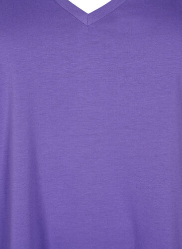 Kortærmet t-shirt med v-udskæring, Ultra Violet, Packshot image number 2