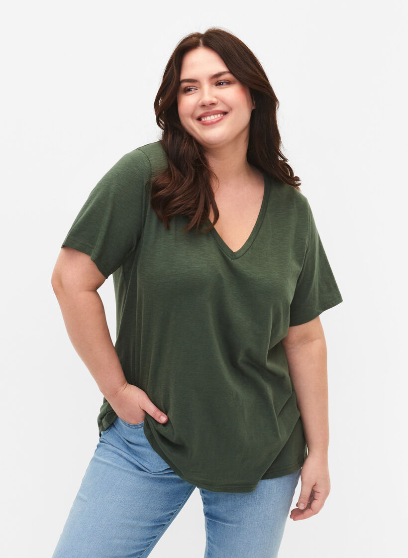 Kort&aelig;rmet basis t-shirt med v-hals, Gr&oslash;n, Model image number 0