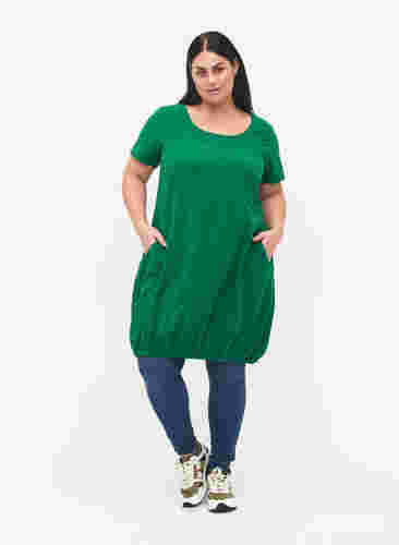 Kortærmet kjole i bomuld, Verdant Green, Model image number 2