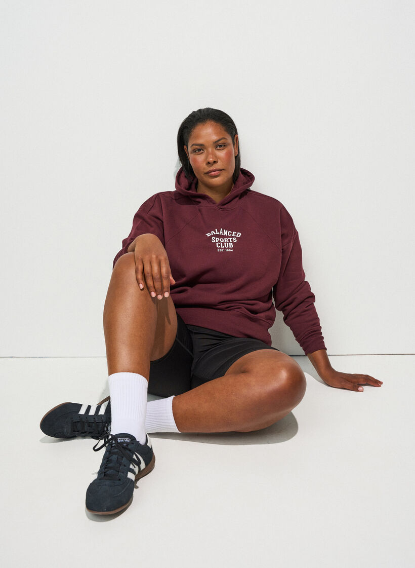 H&aelig;ttetr&oslash;je med brystprint, R&oslash;d, Model image number 1