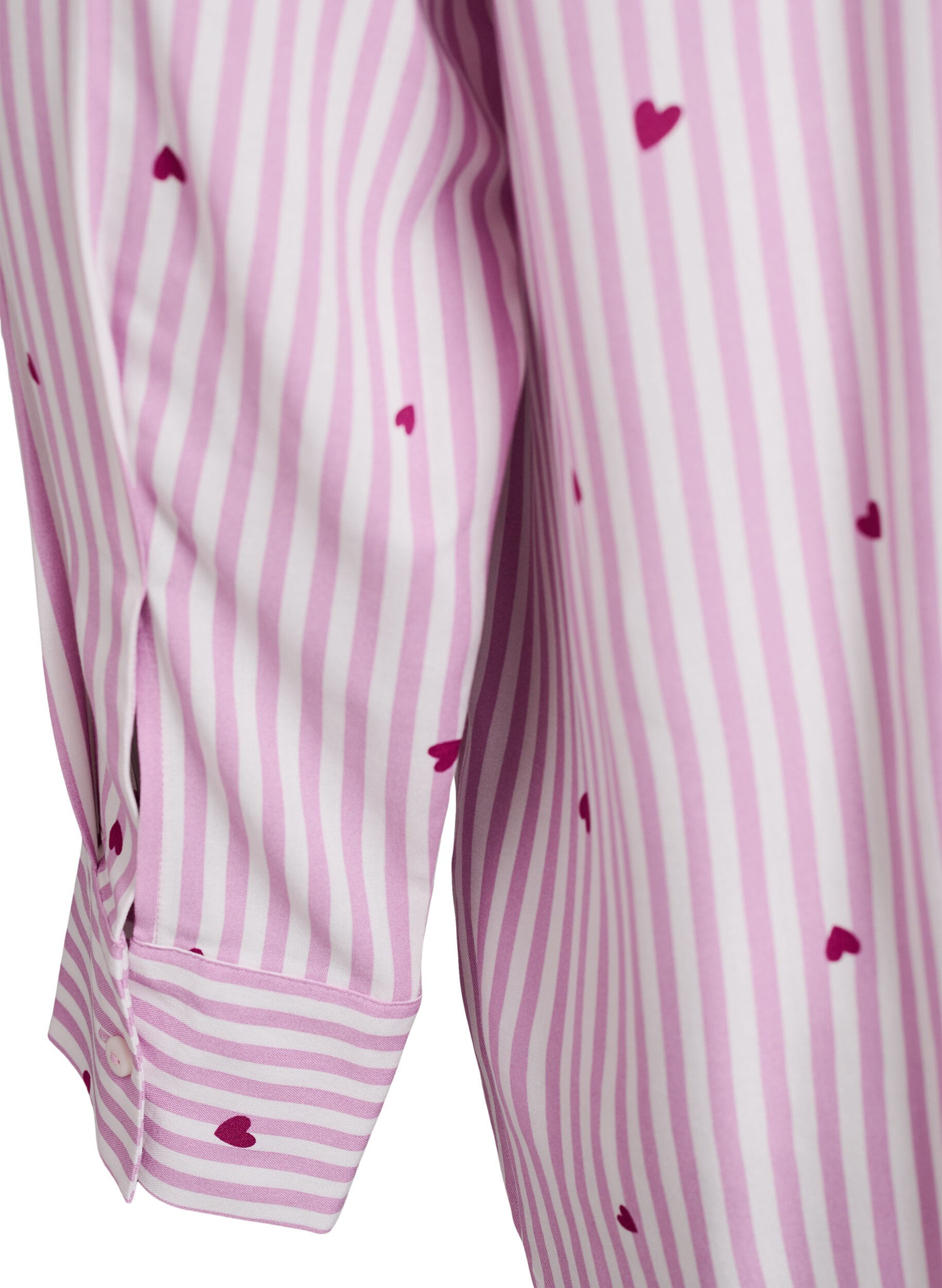 ZizziNatskjorte med striber og hjerter, Lyser&oslash;d, Packshot image number 3
