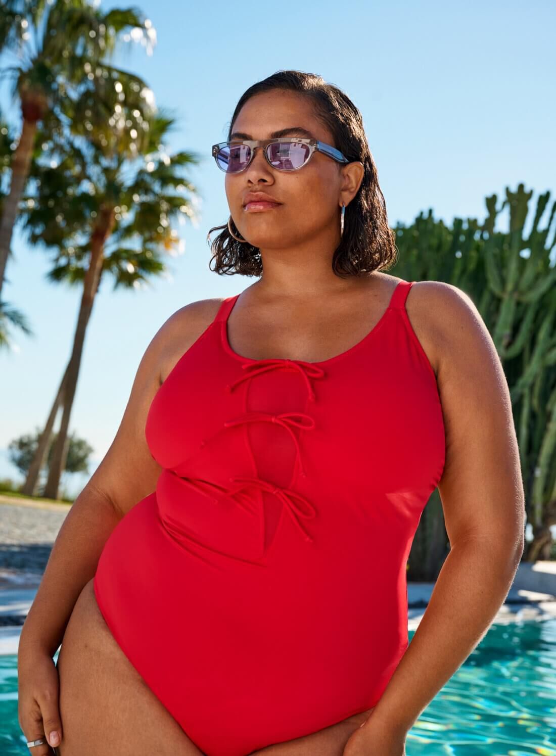 R&oslash;d badedragt med sl&oslash;jfer, , Model