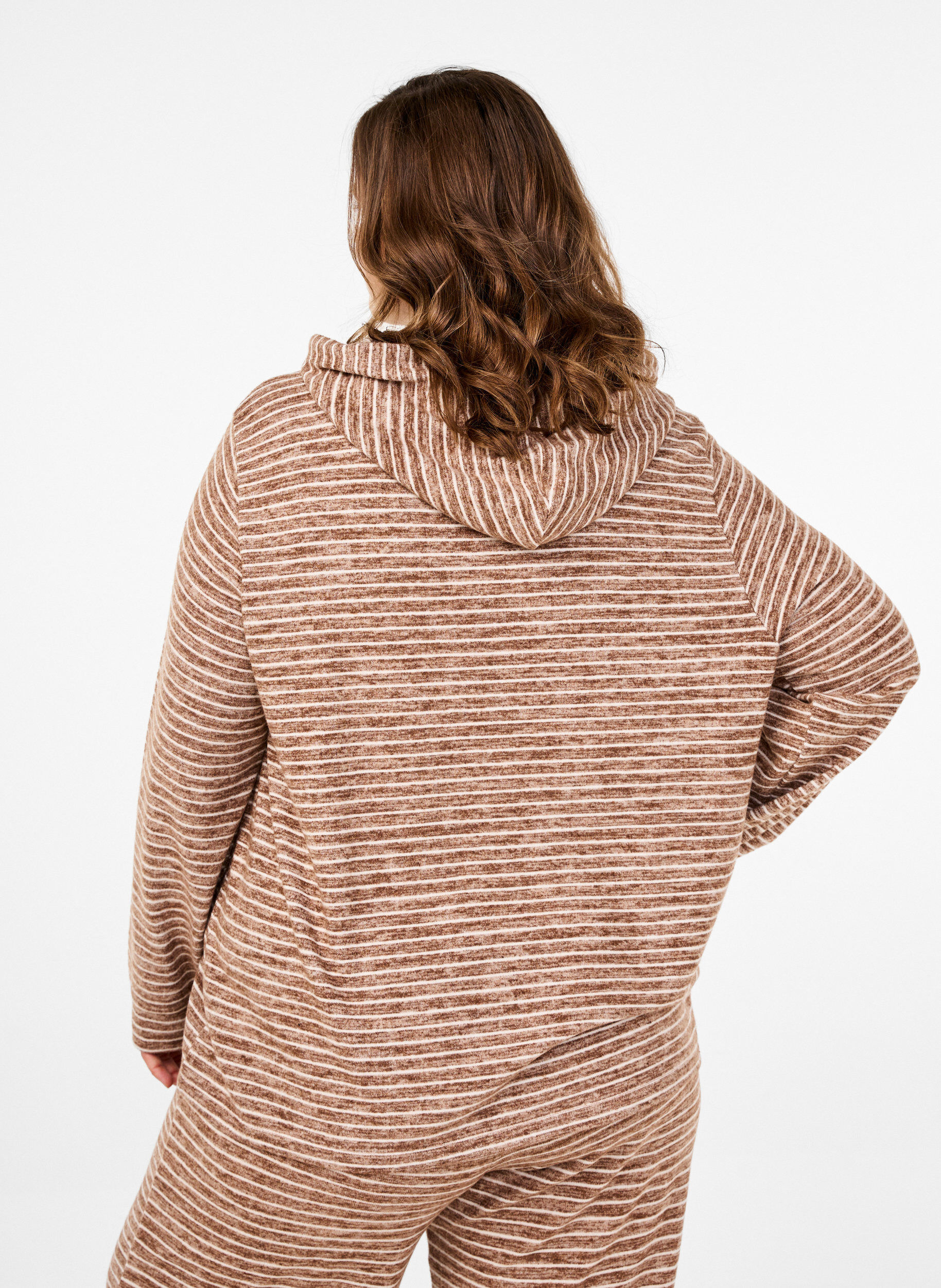 Zizzi L&oslash;s h&aelig;ttetr&oslash;je med striber, Fondue Fudge, Model image number 1