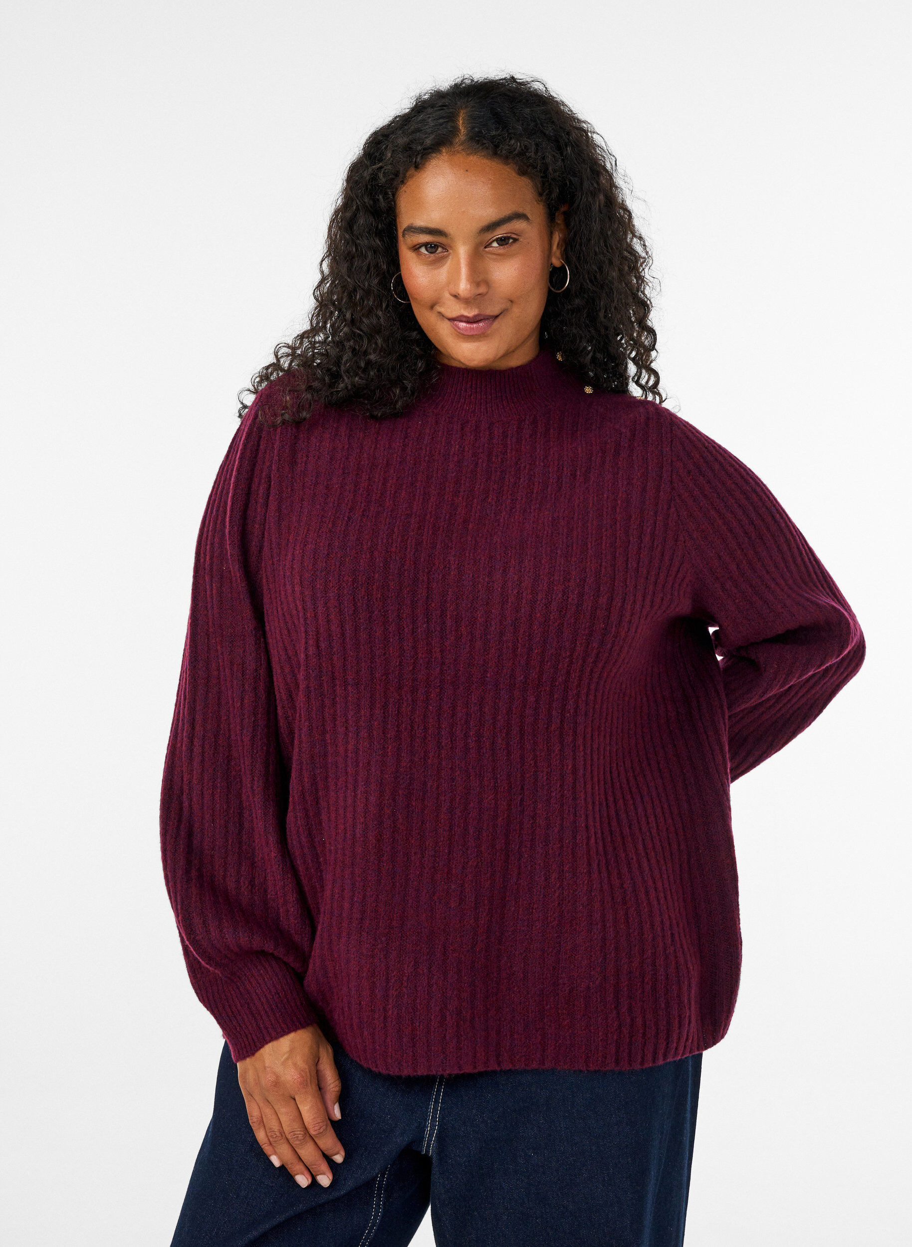 Ribstrikket sweater med ballon&aelig;rmer og knapper, M&oslash;rk Bordeaux, Model