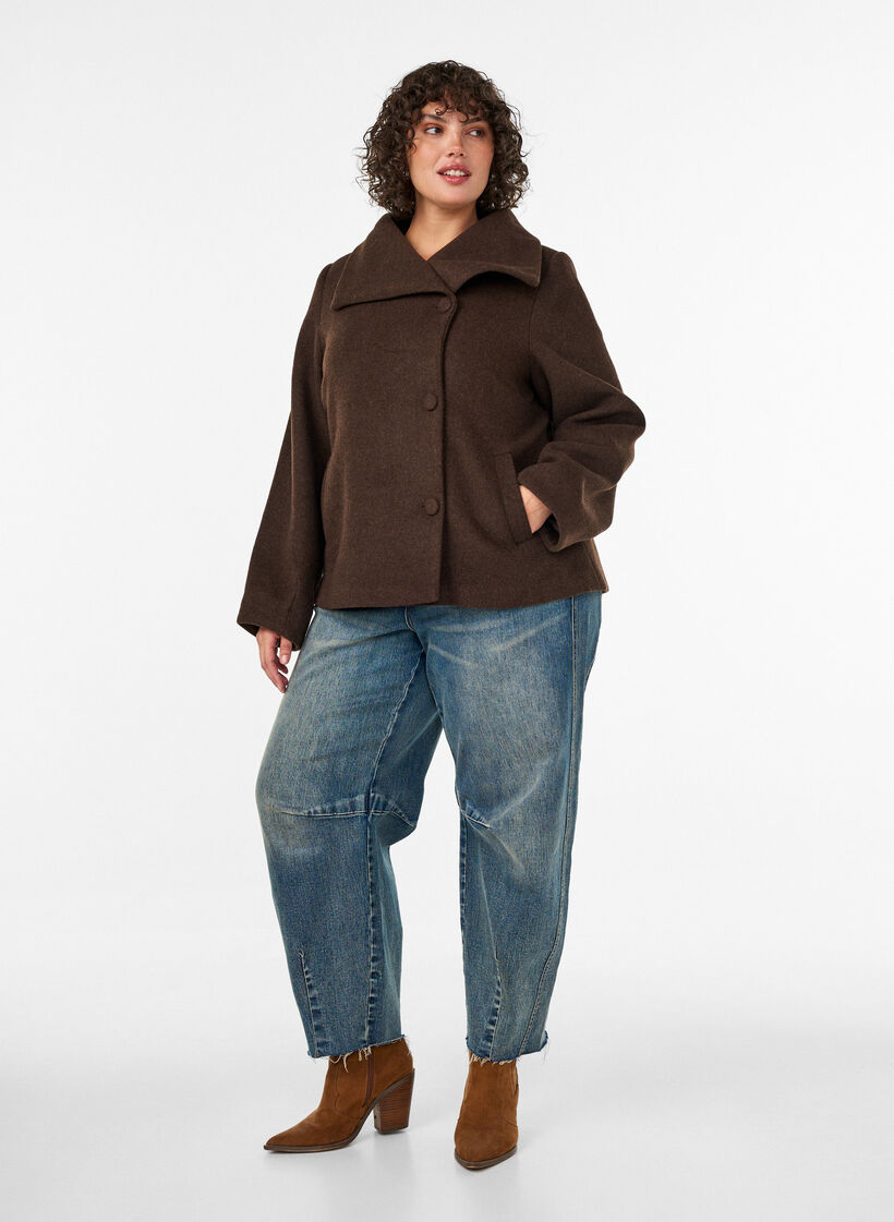 Kort jakke med asymmetrisk knaplukning, Brun, Model image number 1
