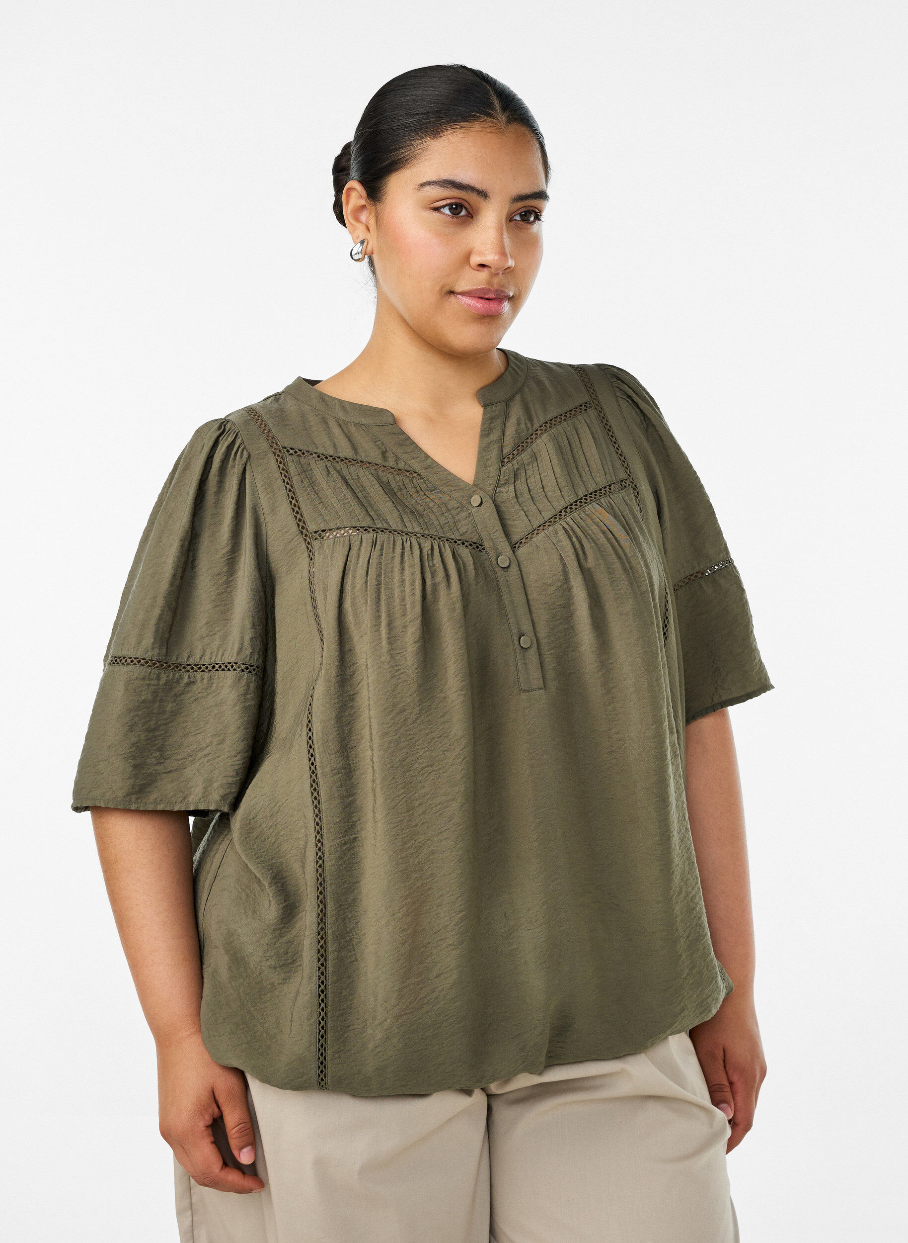 ZizziViskosebluse med pintucks og ballon-effekt, Gr&oslash;n, Model image number 0