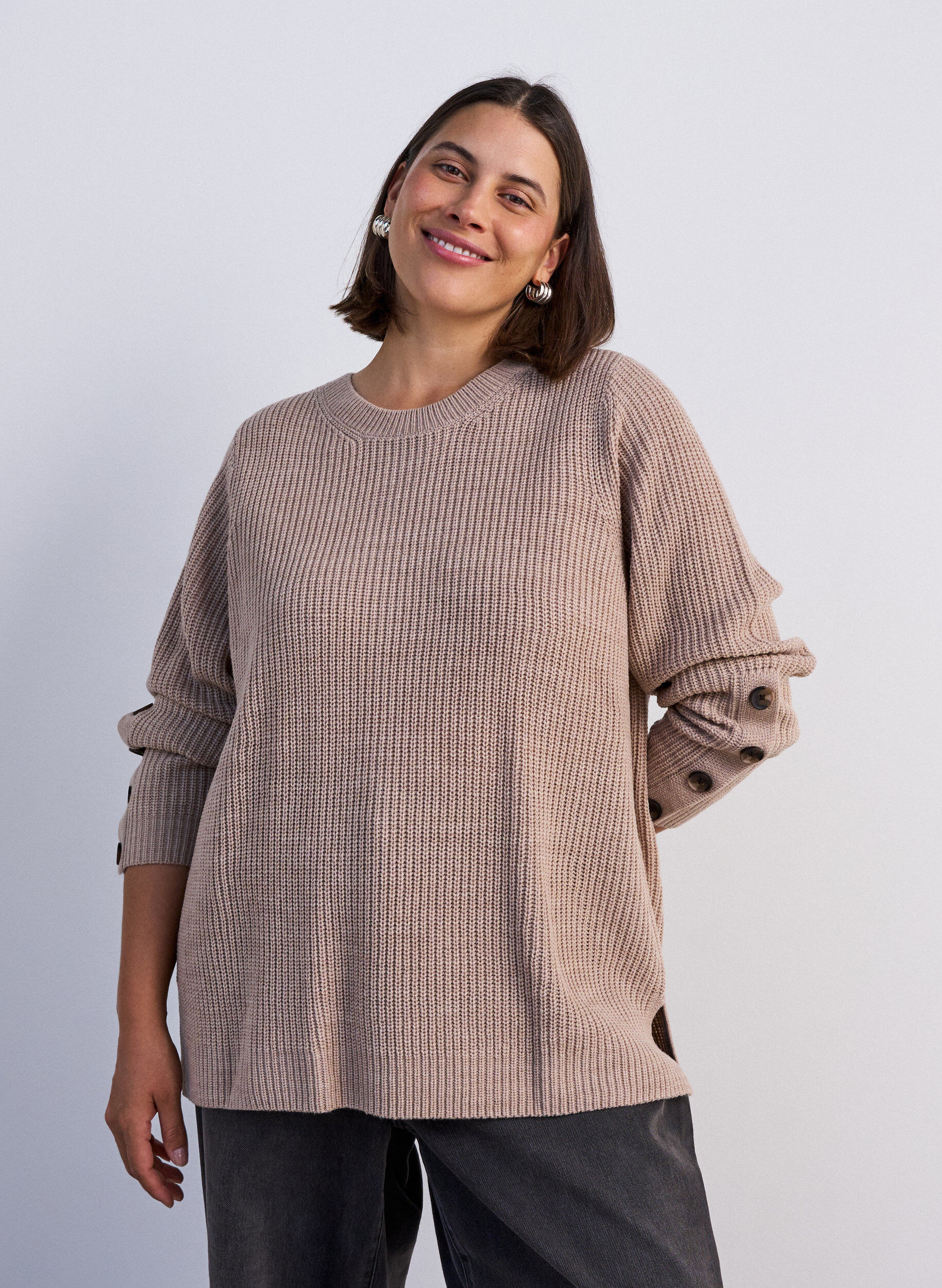 ZizziStrikbluse med ribstruktur og knapdetaljer, Beige, Model image number 0