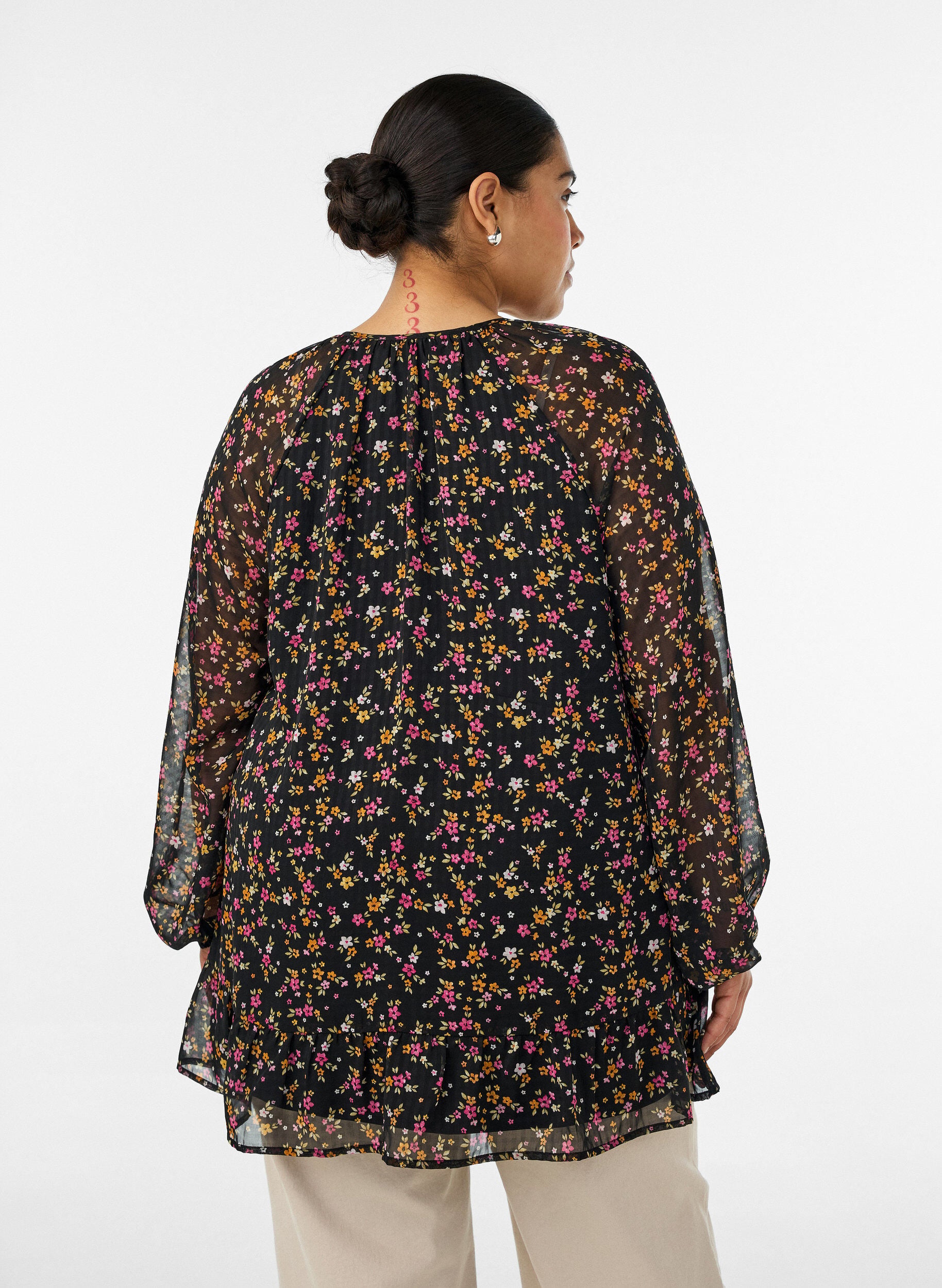 ZizziTunika med blomsterprint og A-form, Sort, Model image number 2