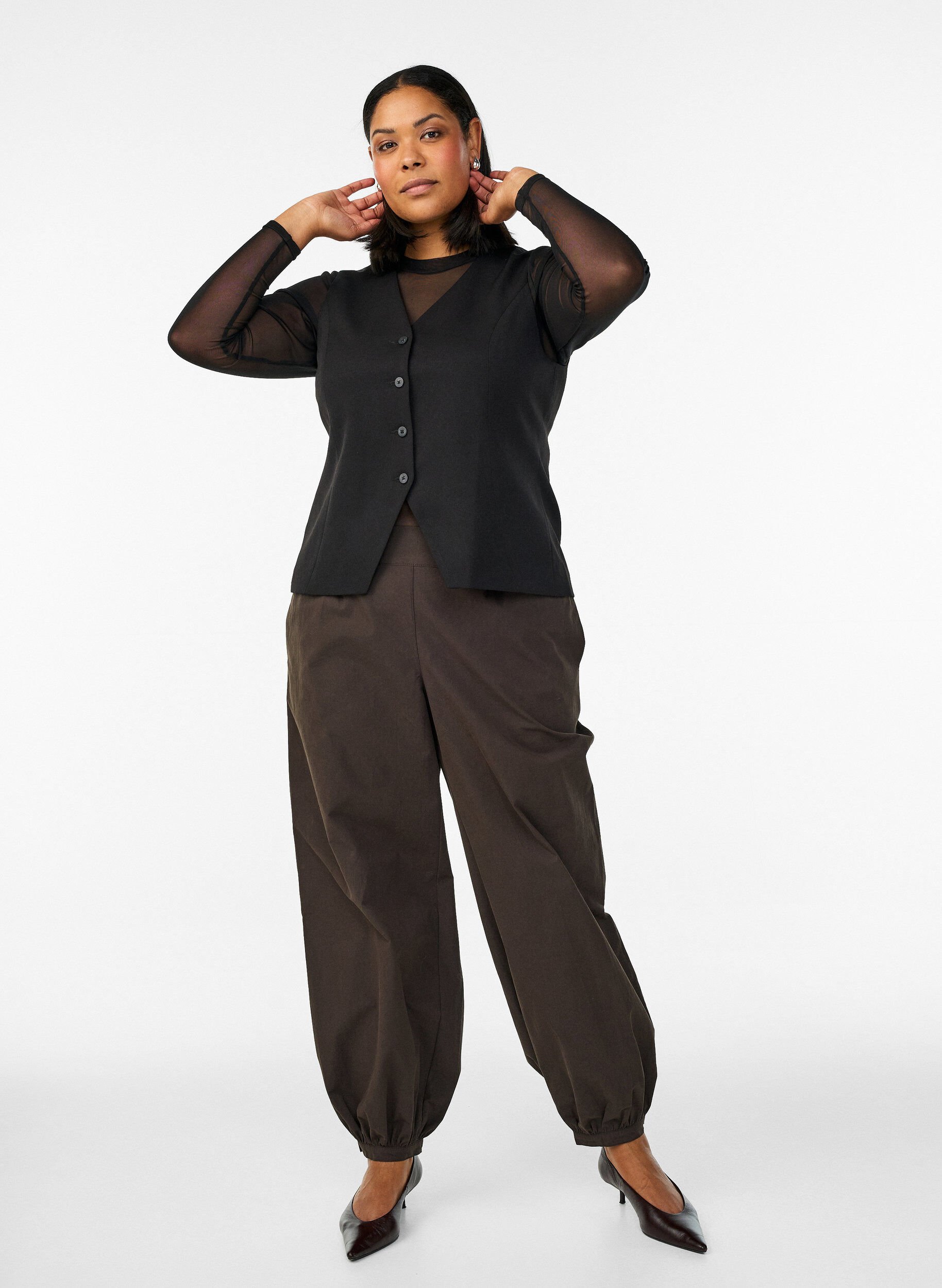 Zizzi Habitvest med knaplukning, Sort, Image image number 0