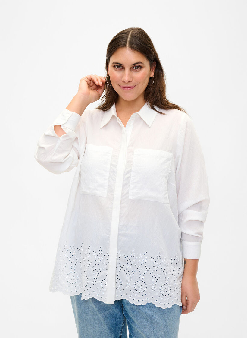 Skjorte i viskose med broderi anglaise, Bright White, Model image number 0