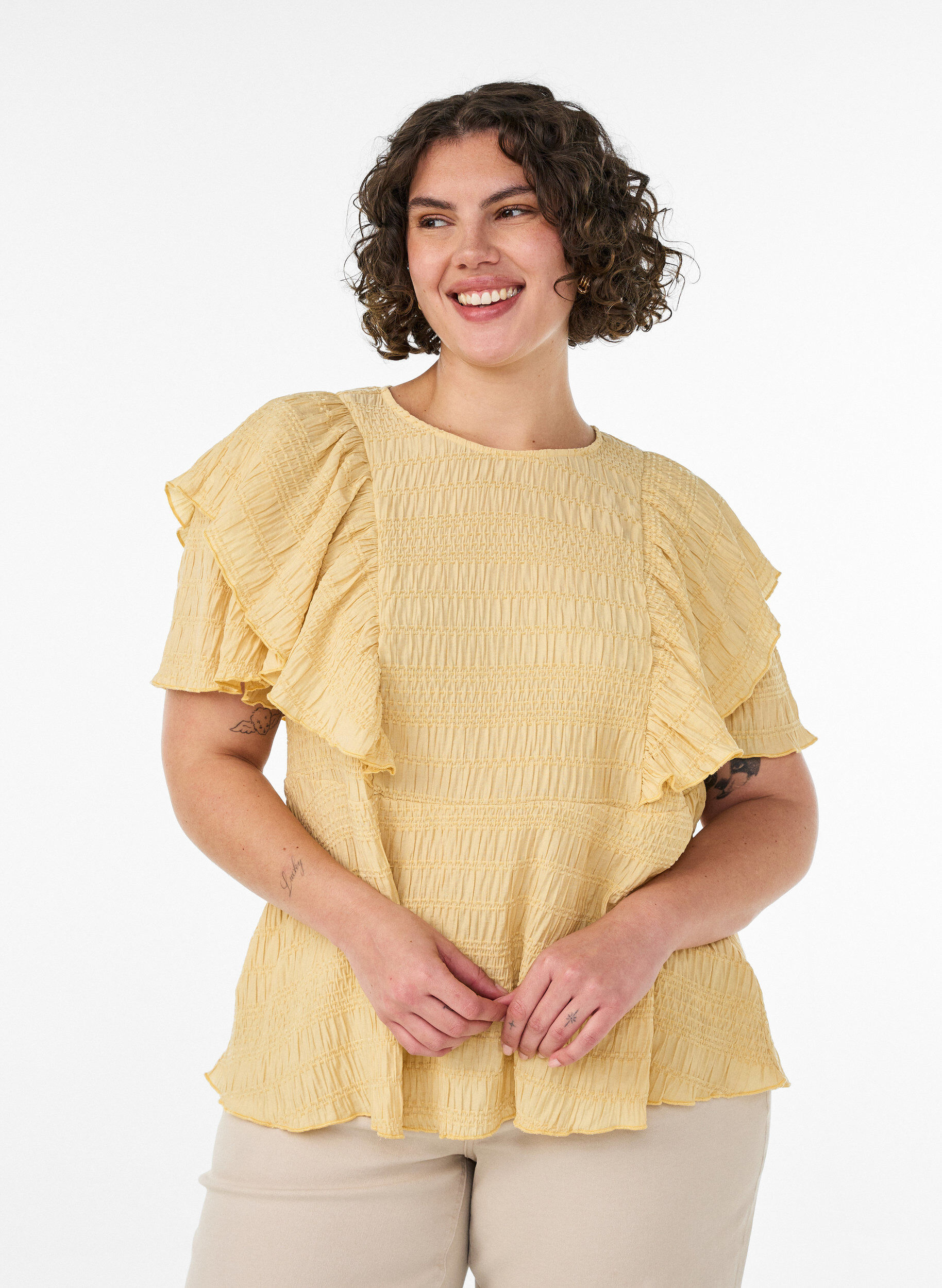 ZizziBluse med smock-struktur og fl&aelig;se&aelig;rmer, Gul, Model image number 0