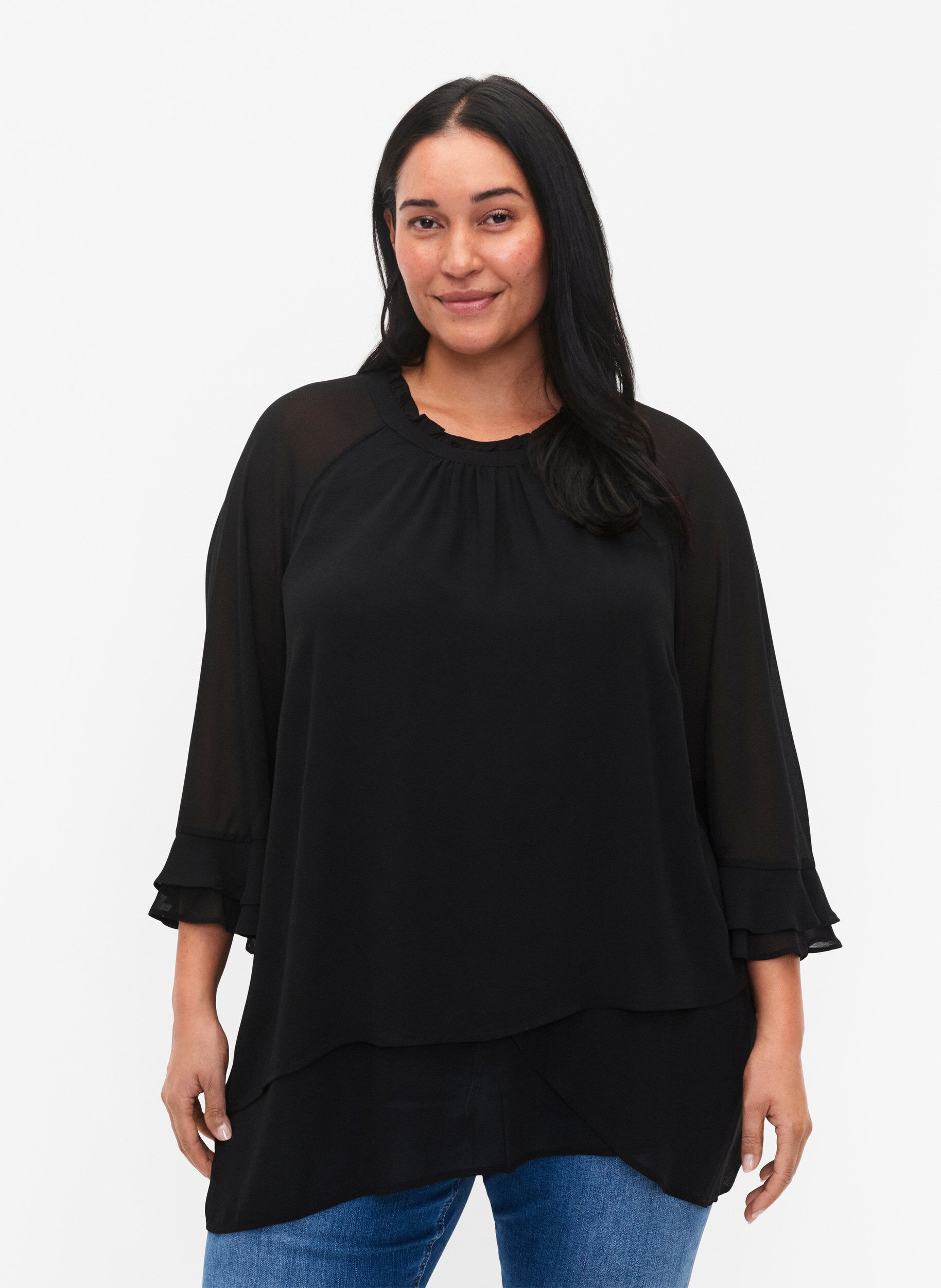 Zizzi Bluse med asymmetrisk bund og 3/4 &aelig;rmer, Black, Model image number 0