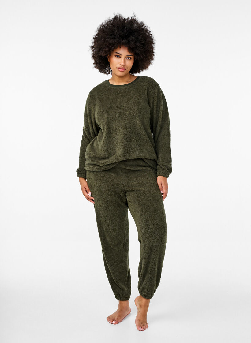 Løs teddy bluse med rund hals, Forest Night, Model image number 2