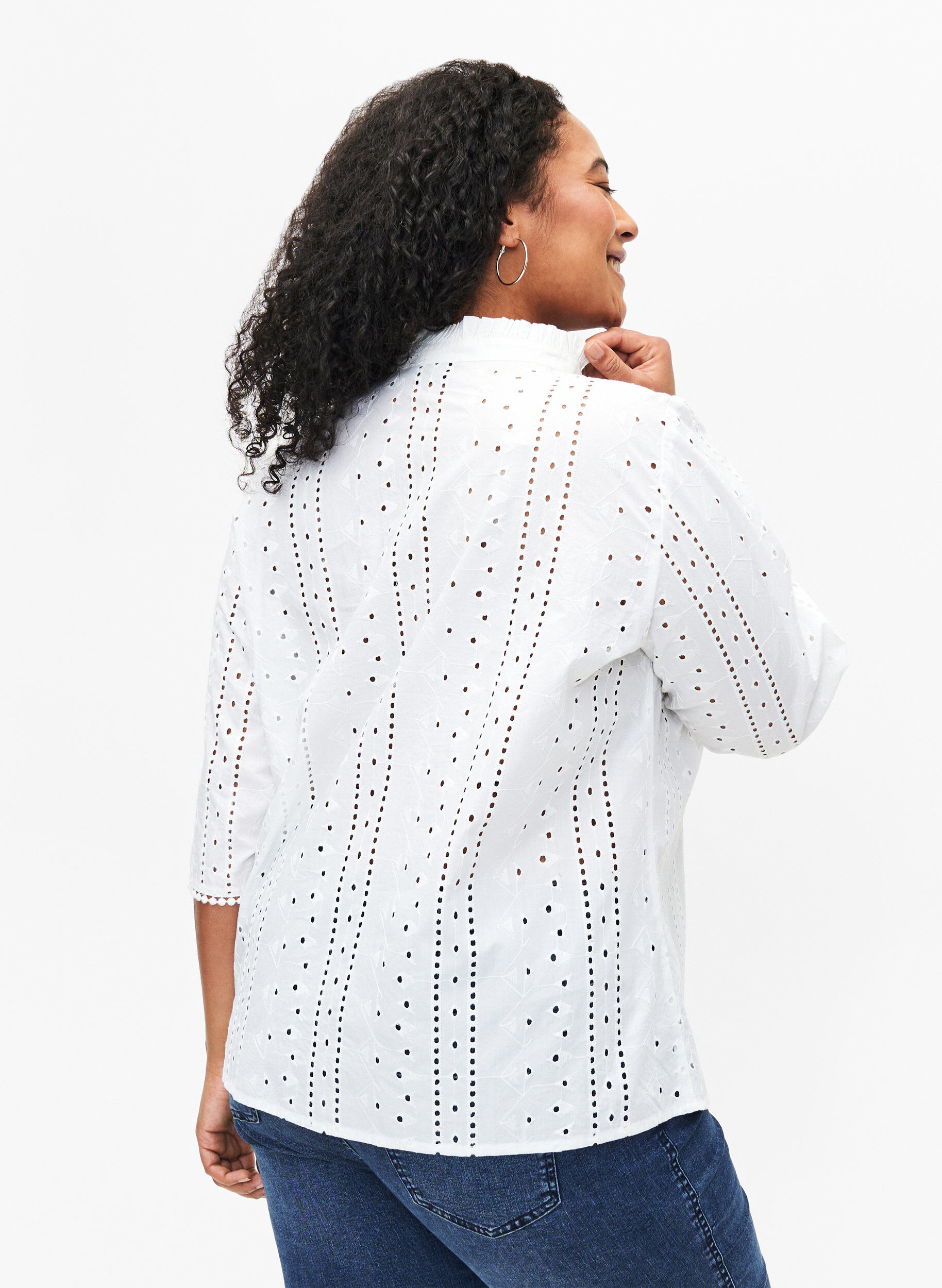 Zizzi Skjortebluse i bomuld med hulm&oslash;nster, Bright White, Model image number 1