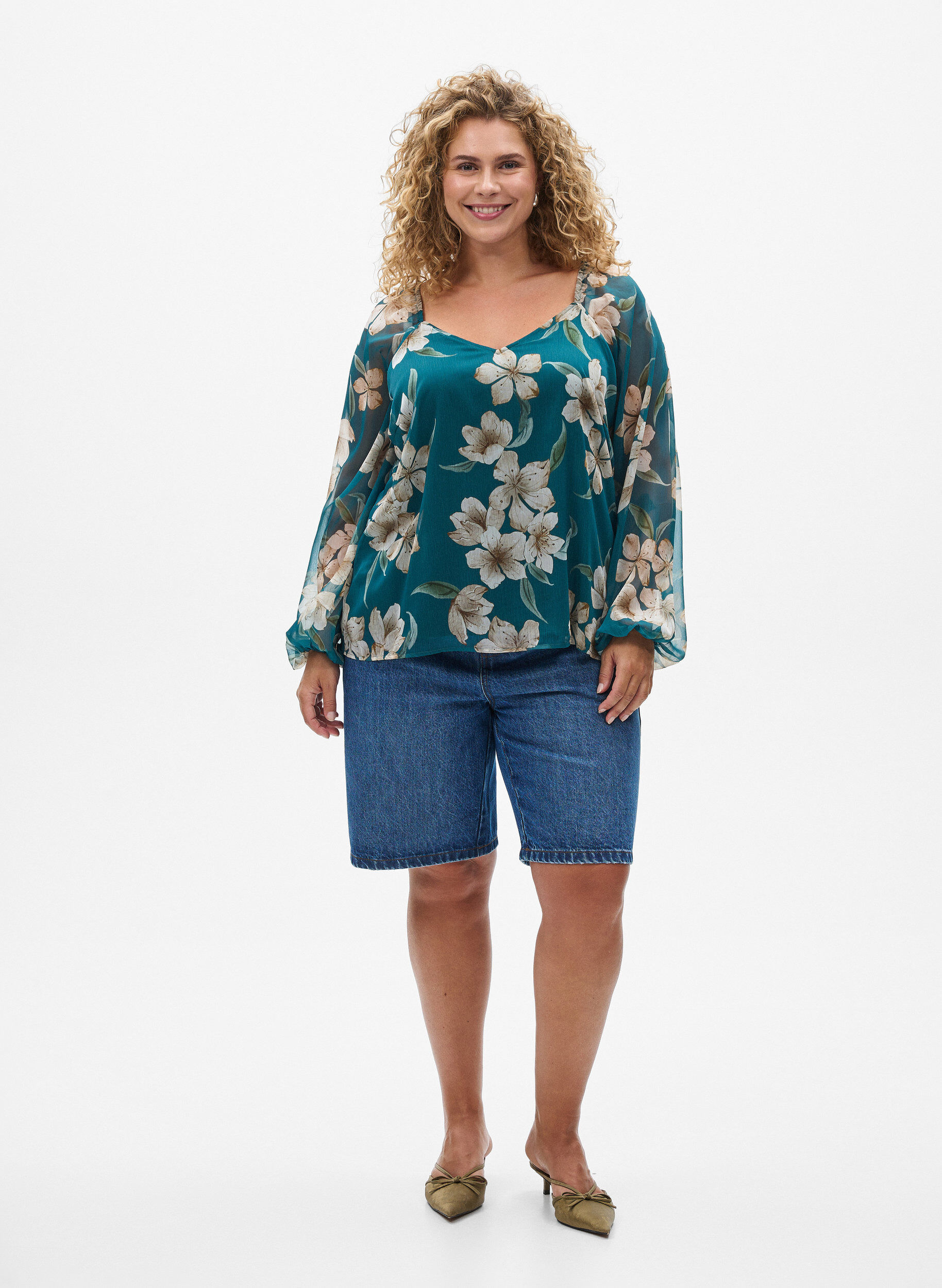 ZizziChiffonbluse med blomster og lange &aelig;rmer , Gr&oslash;n, Model image number 1