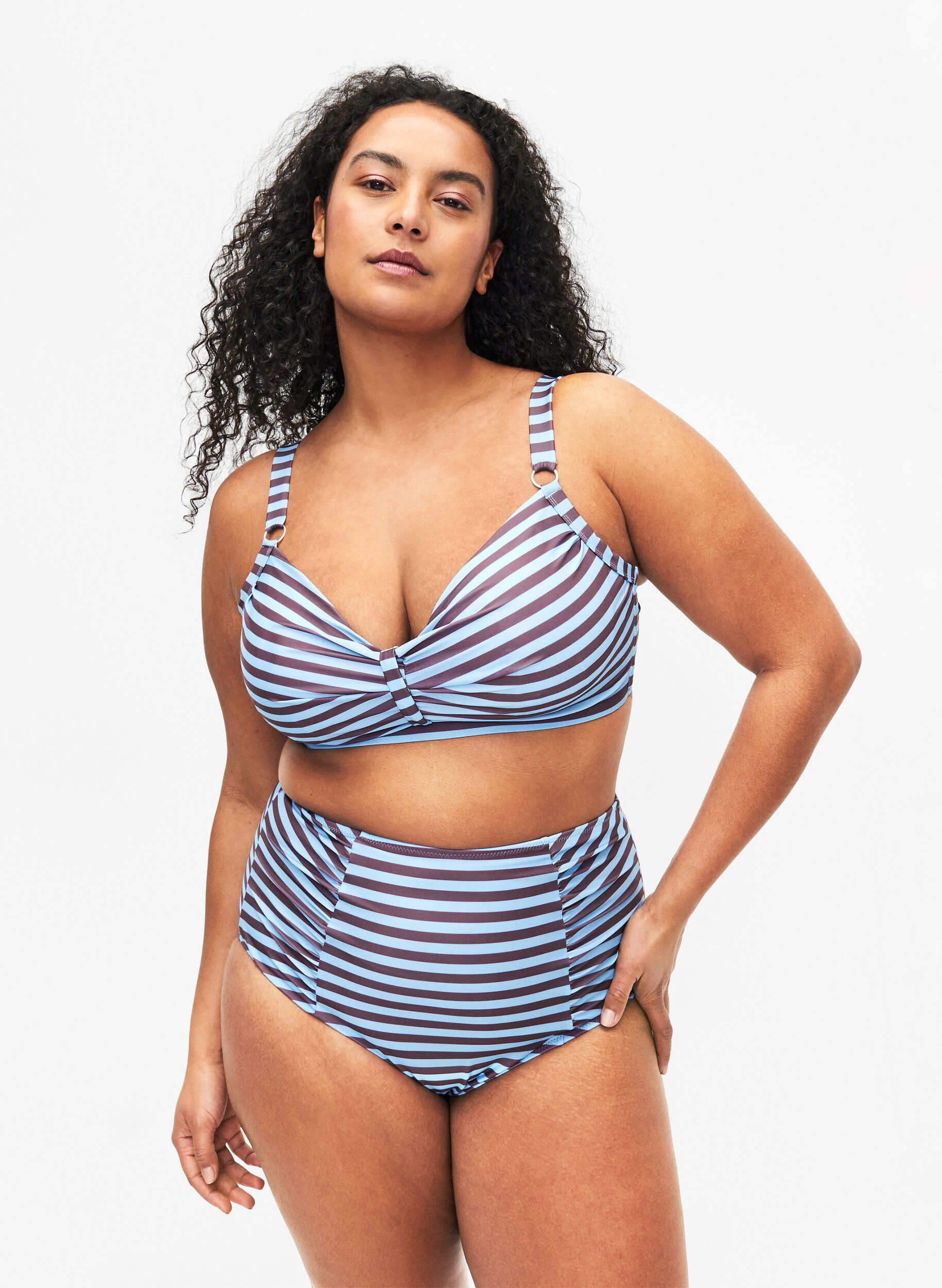 Zizzi H&oslash;jtaljet bikinitrusse med striber, Bl&aring;, Model image number 0
