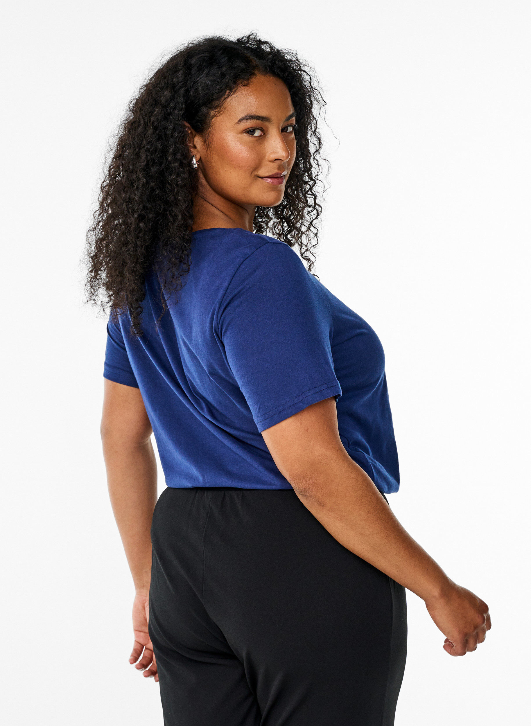 Zizzi FLASH - T-shirt med motiv, Bl&aring;, Model image number 2