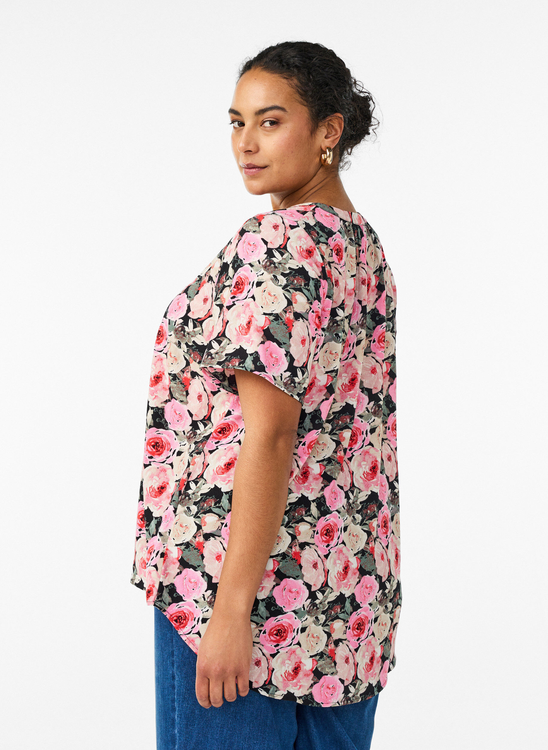 Zizzi Bluse med korte &aelig;rmer og v-udsk&aelig;ring , Lyser&oslash;d, Model image number 2