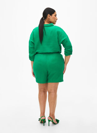 Shorts i bomuldsmusselin med lommer, Jolly Green, Model image number 1