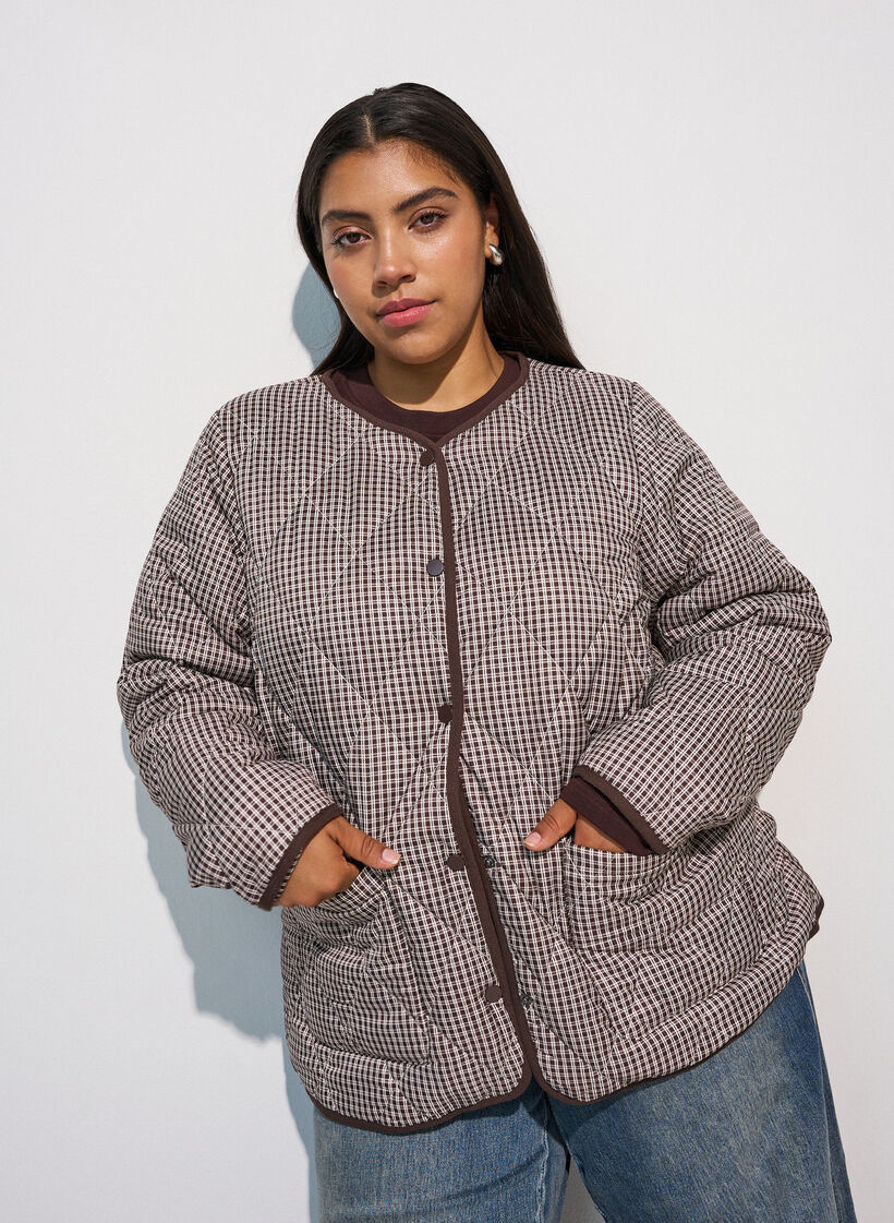 Quiltet jakke med sm&aring; tern og kontrastb&aring;nd, Brun, Model image number 0