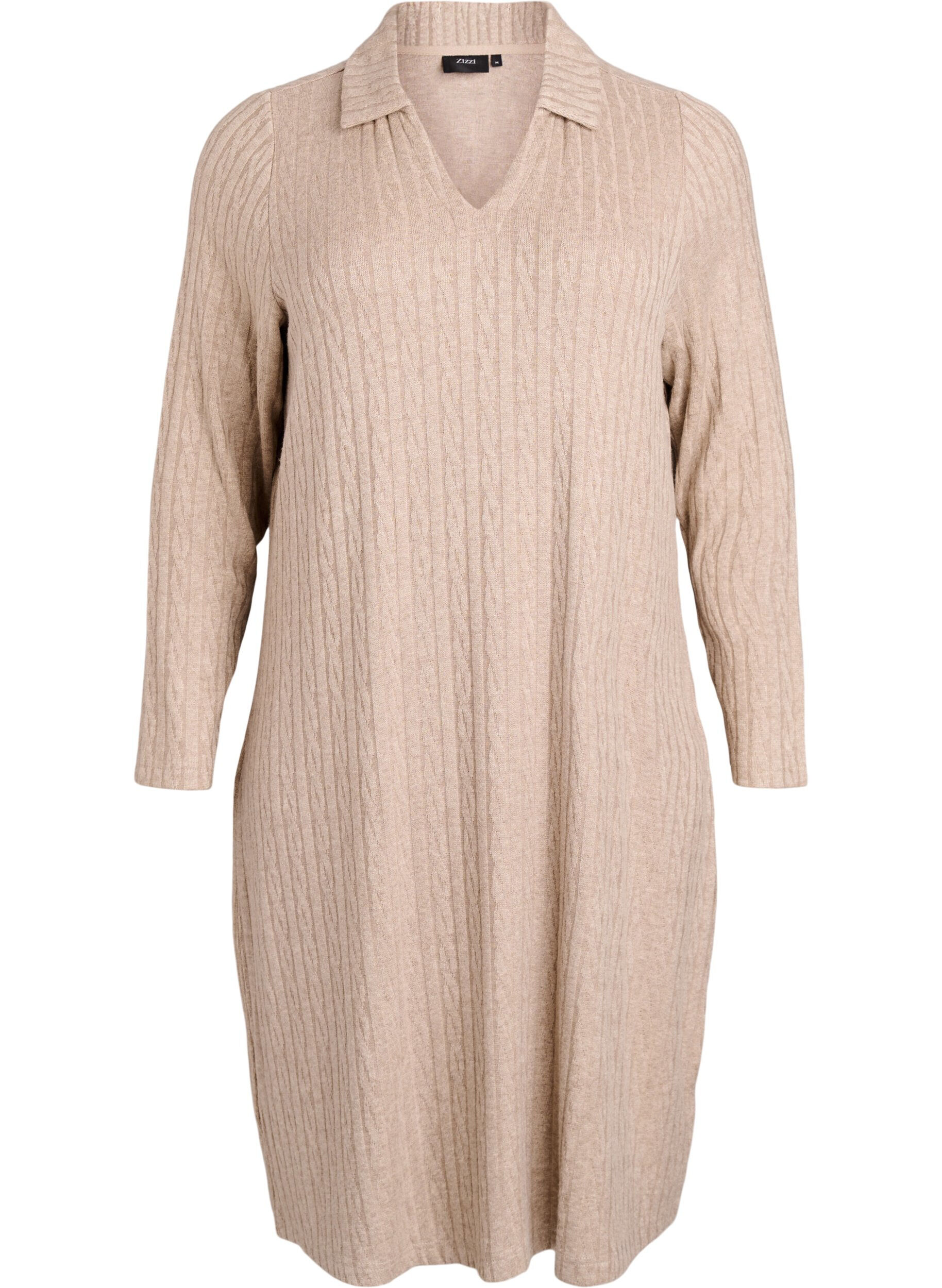 Kjole med kabelstruktur og v-udsk&aelig;ring