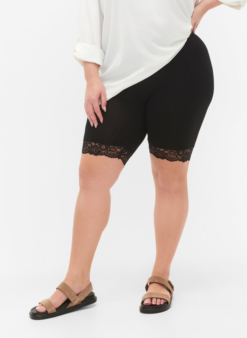 Cykelshorts med blondekant, Sort, Model image number 0