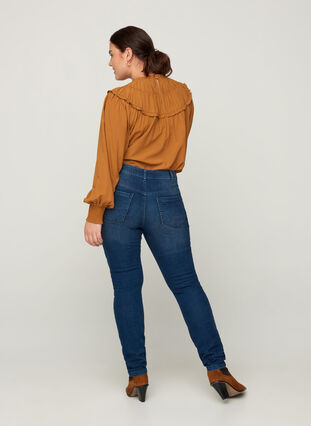 Sanna jeans med lynlås detaljer, Blue denim, Model image number 0