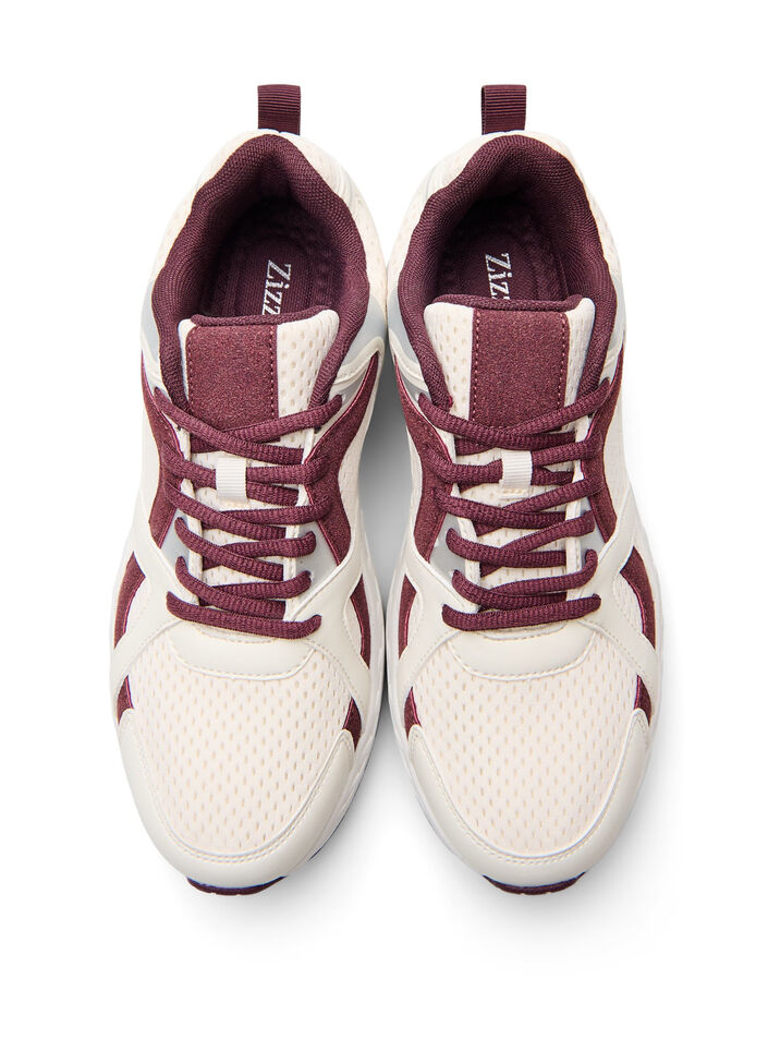 Sporty sneakers med mesh, R&oslash;d, Packshot image number 2