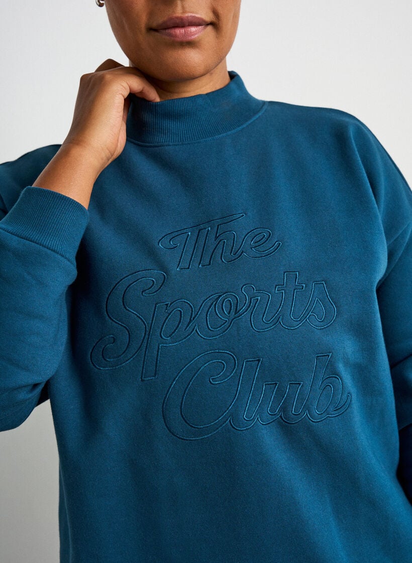 Lang sweatshirt med h&oslash;j hals og broderet tekst, Bl&aring;, Model image number 3