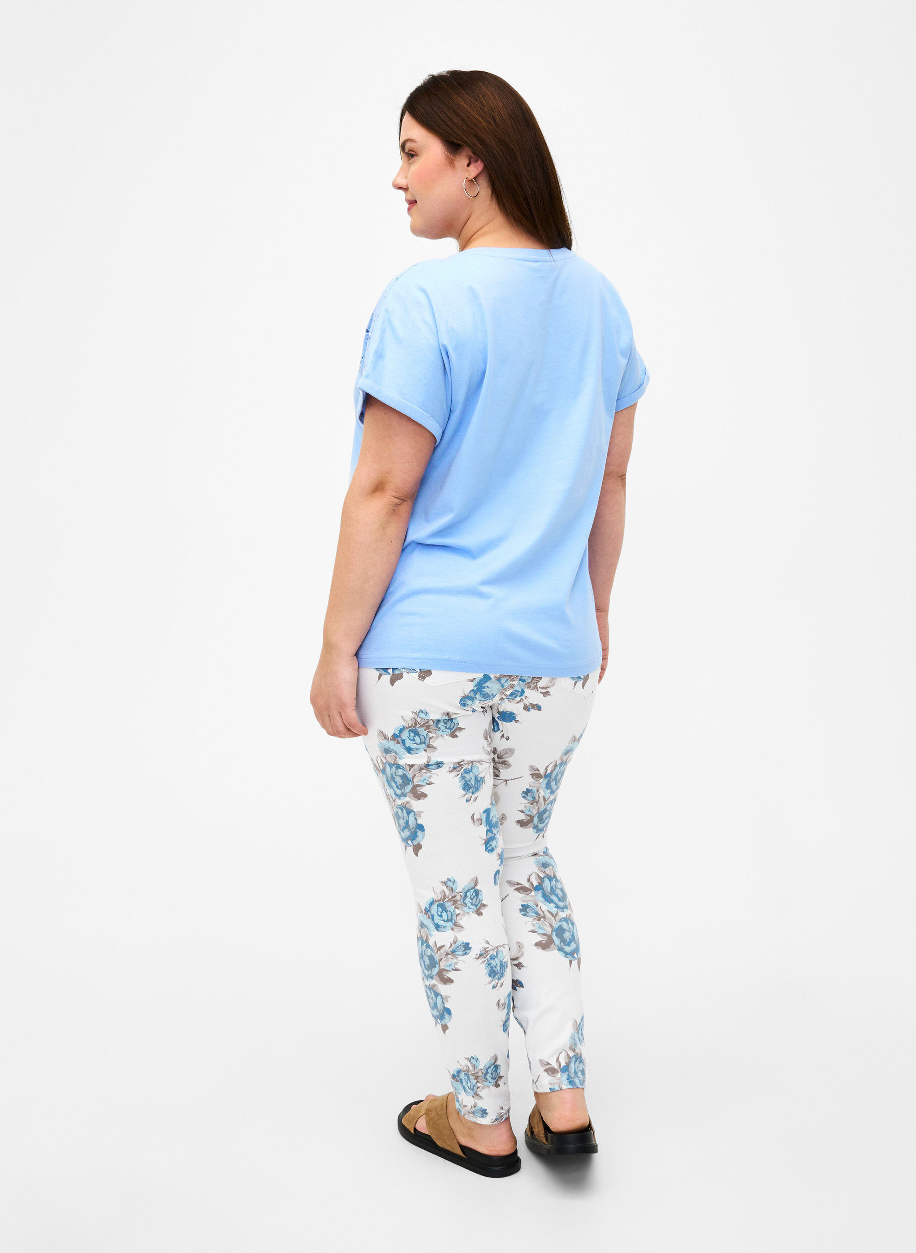 Zizzi Super slim Amy jeans med blomsterprint, Hvid, Model image number 1