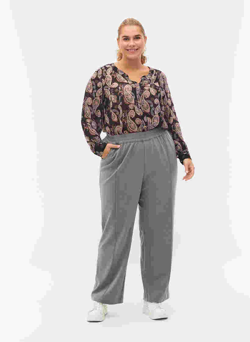 Skjorte med v-udskæring og print, Black/Beige Paisley, Model image number 1