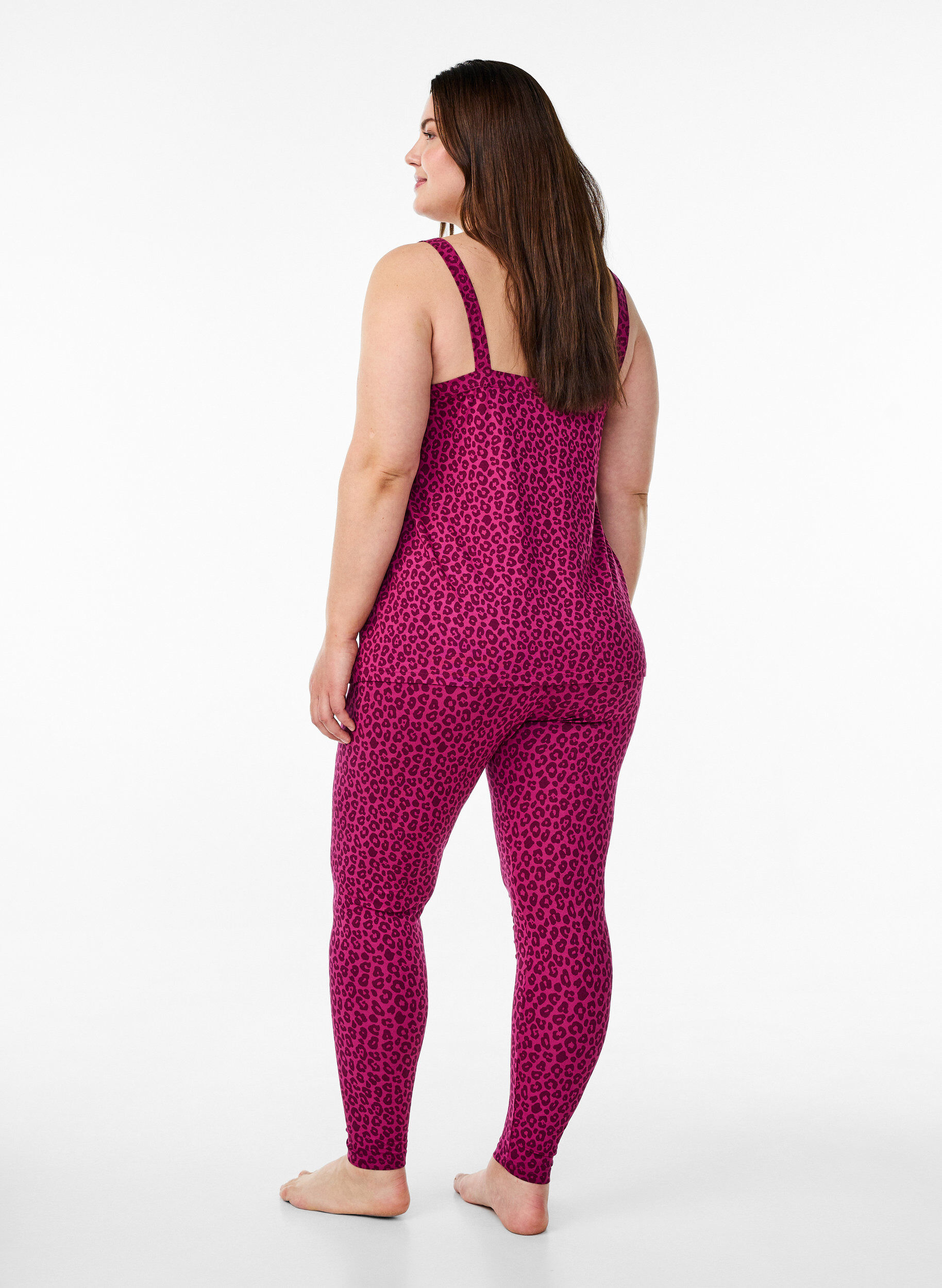 Zizzi Ankellange leggings i viskose, Lyser&oslash;d, Model image number 1