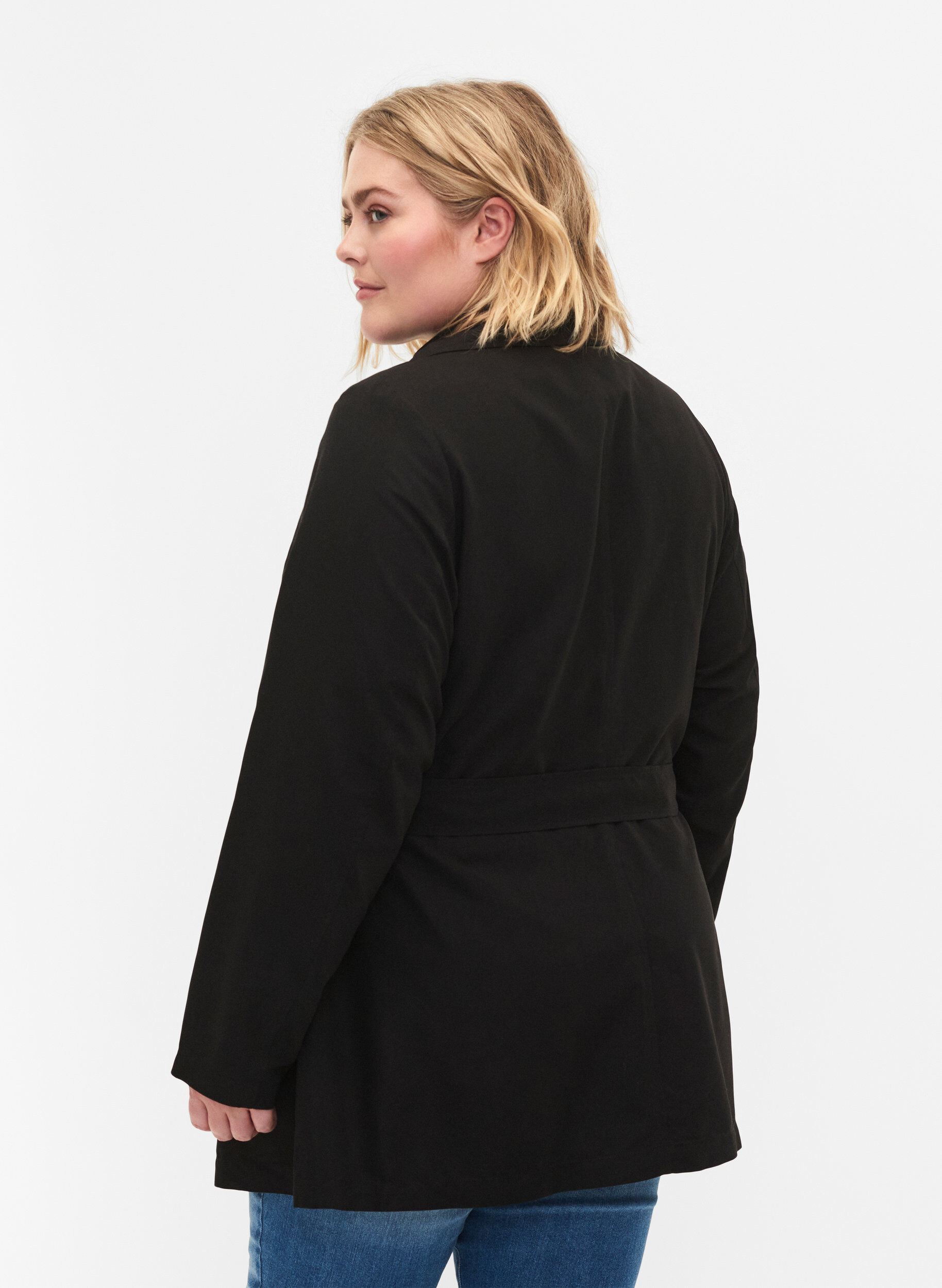 Zizzi Trenchcoat med b&aelig;lte og lommer, Black, Model image number 1
