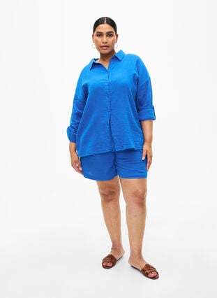 Skjorte med krave i bomuldsmusselin, Victoria blue, Model image number 2