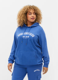 Sweatshirt med teksttryk og hætte, Dazzling Blue, Model