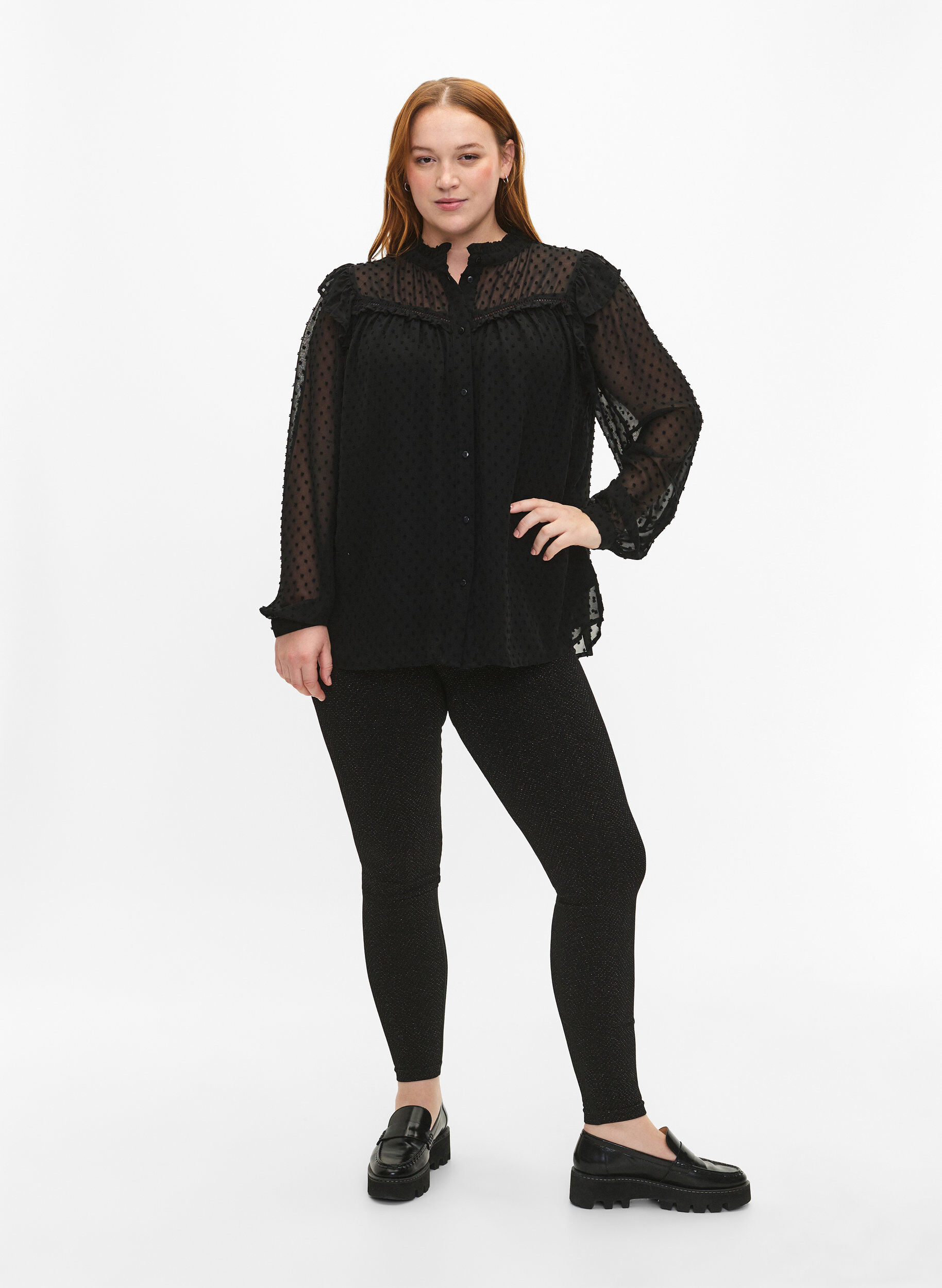 Zizzi Seamless glitter leggings, Black Gold Lurex, Model image number 3