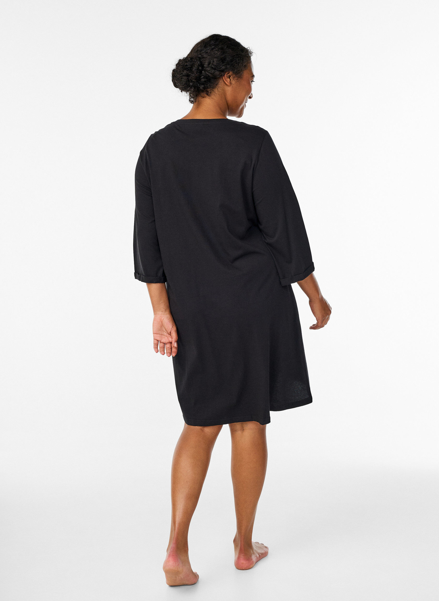 Zizzi Natkjole i &oslash;kologisk bomuld med julemotiv, Sort, Model image number 2