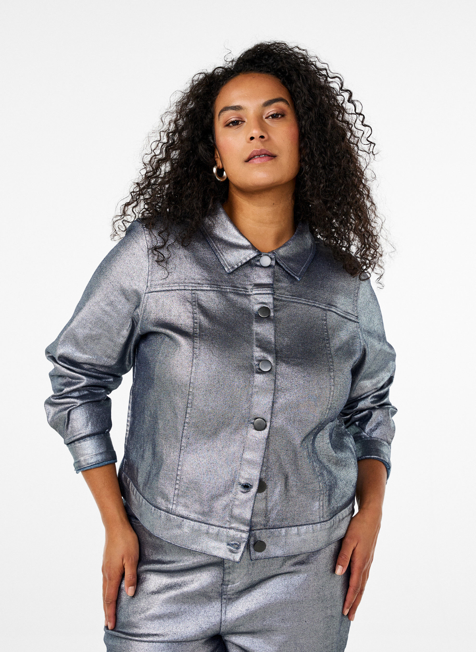Zizzi Kort s&oslash;lv coated denimjakke, Gun Silver, Model image number 0