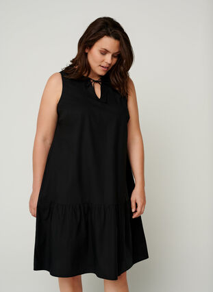 Kort bomulds kjole i a-shape, Black, Model image number 0