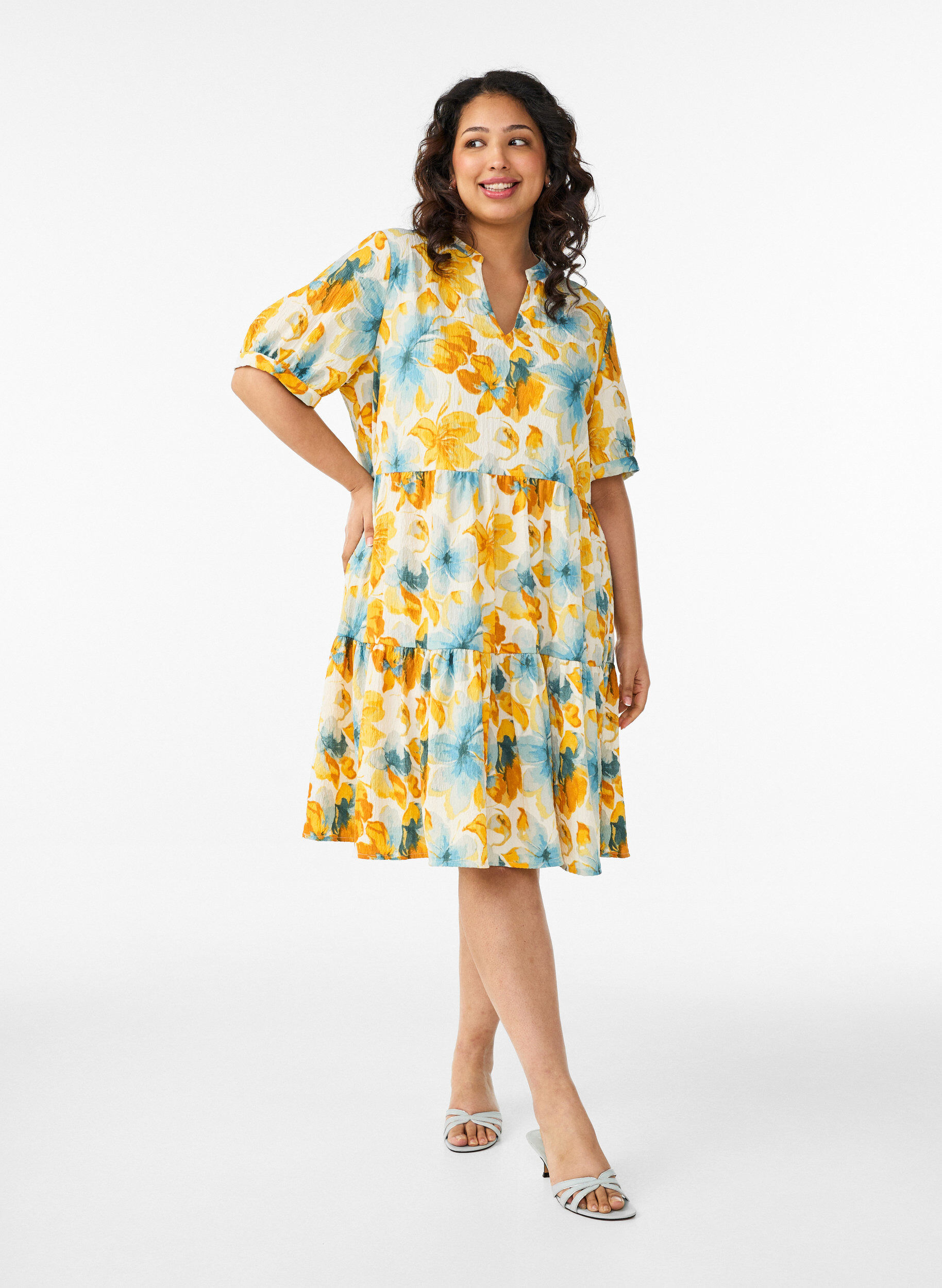 ZizziKort kjole med A-facon, Gul, Model image number 1