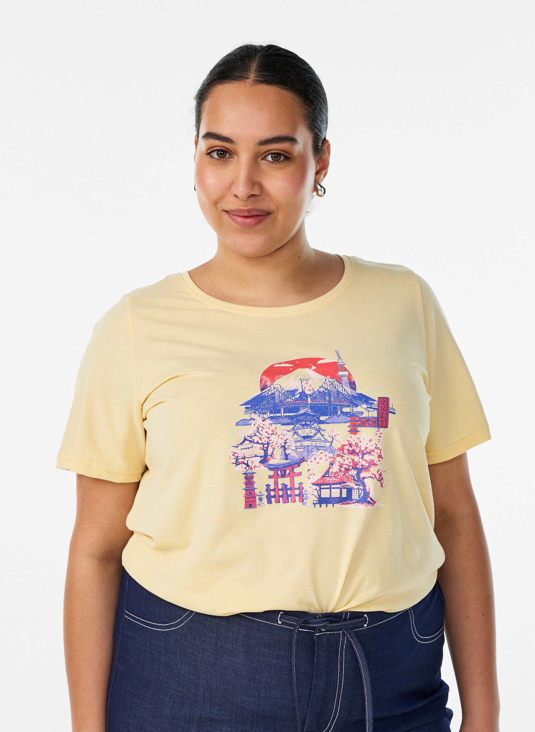 T-shirt med motiv, Gul, Model