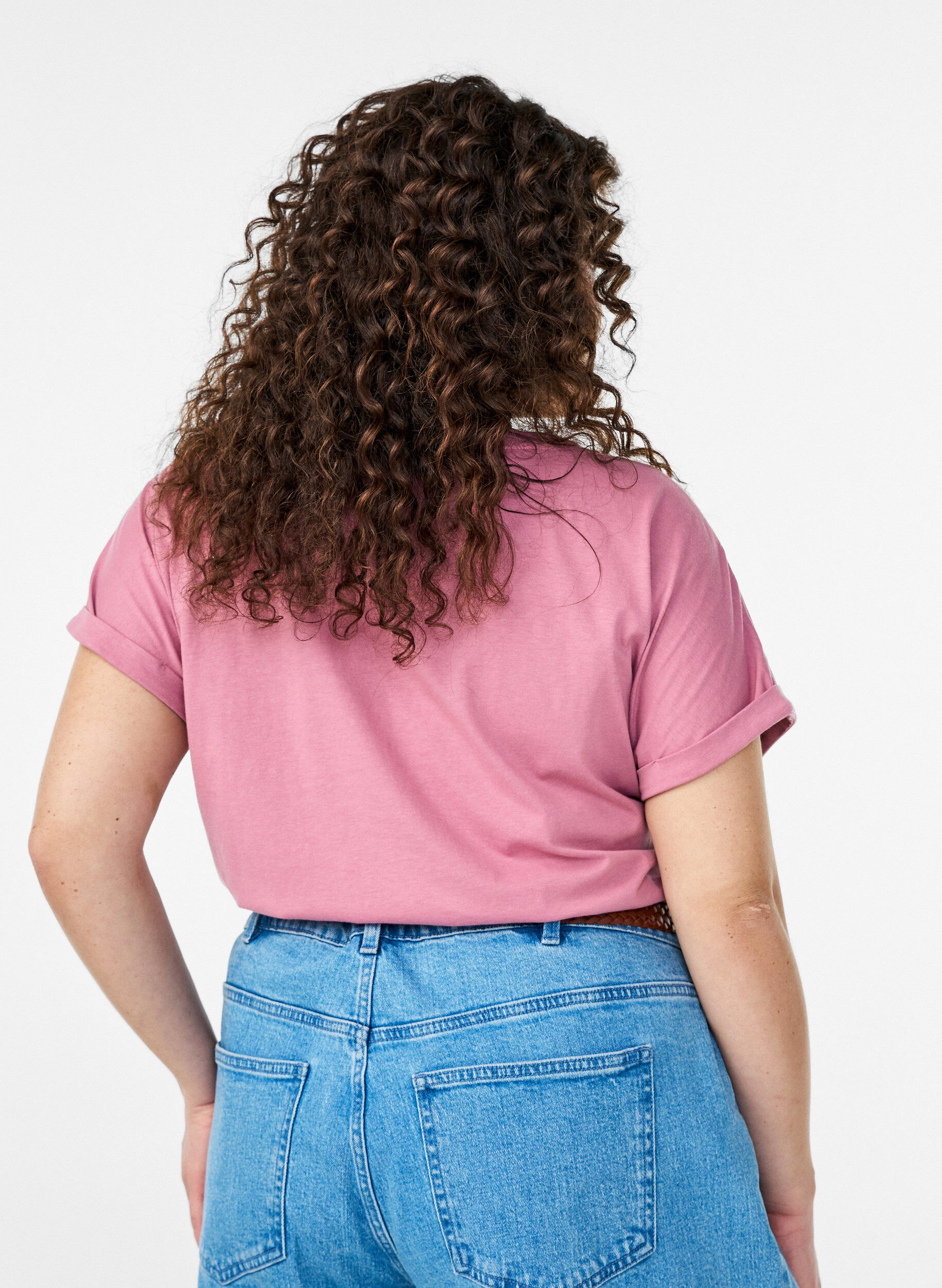 Zizzi Kort&aelig;rmet t-shirt i bomuldsblanding, Lyser&oslash;d, Model image number 2