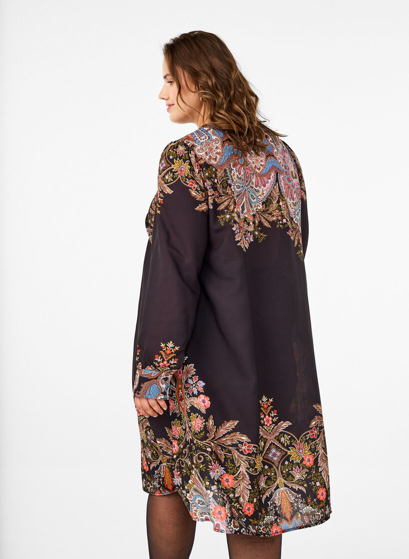 Midikjole med paisleyprint, Black Paisley, Model image number 1