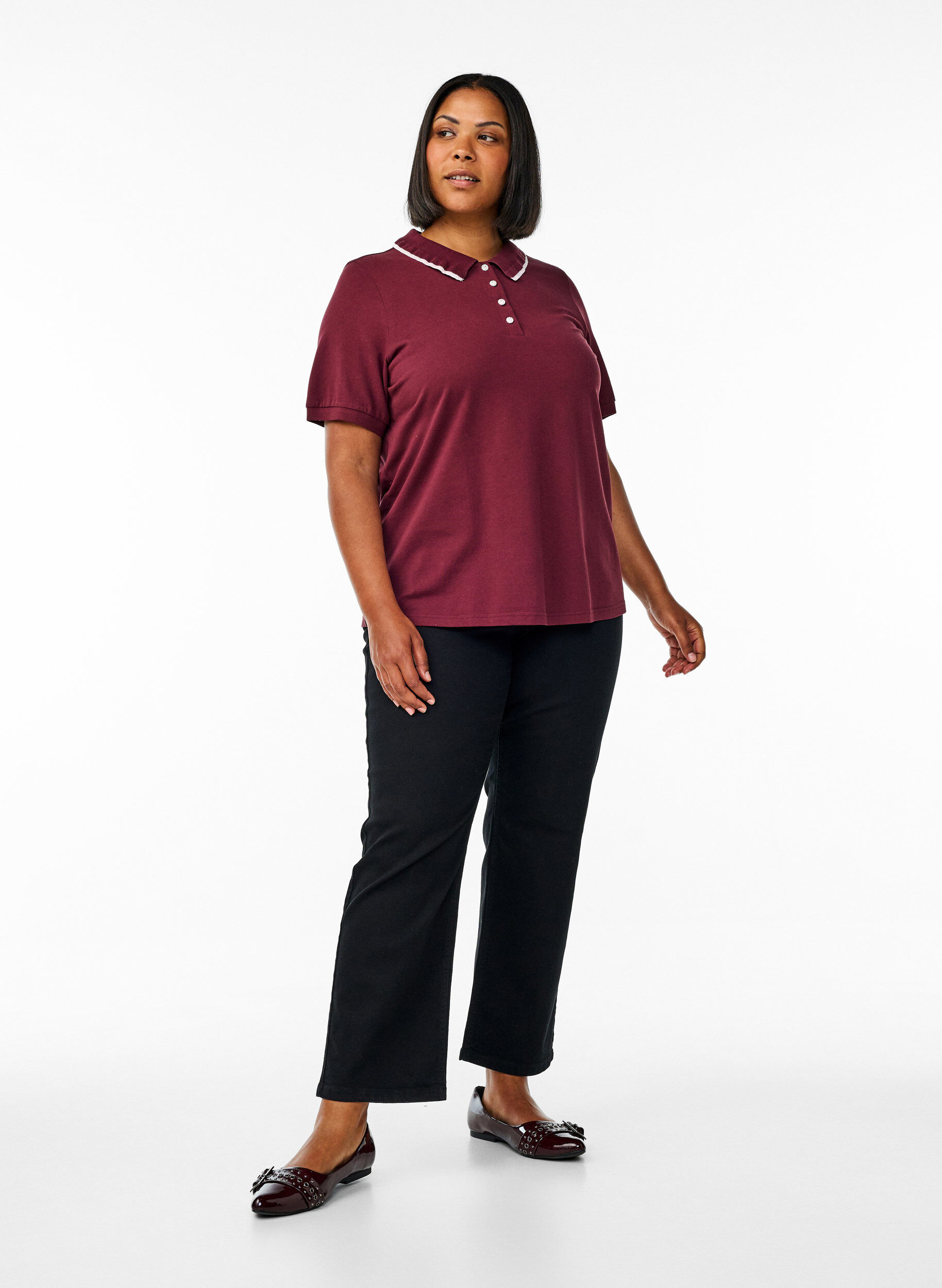 Zizzi Poloshirt med rhinsten knapper og fl&aelig;sedetalje, R&oslash;d, Model image number 1