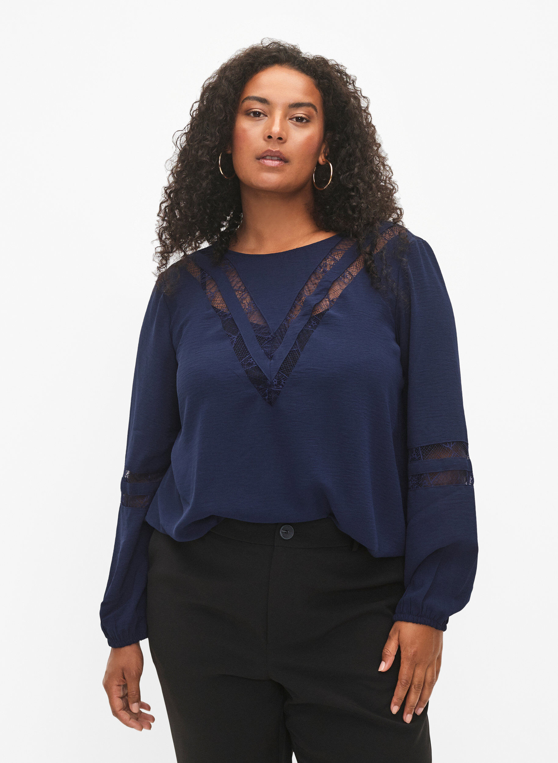 Zizzi Lang&aelig;rmet bluse med blonder, Navy Blazer, Model image number 0